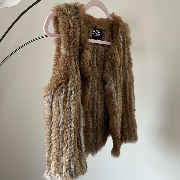 525 America Rabbit Fur Vest - Picture 4 of 8